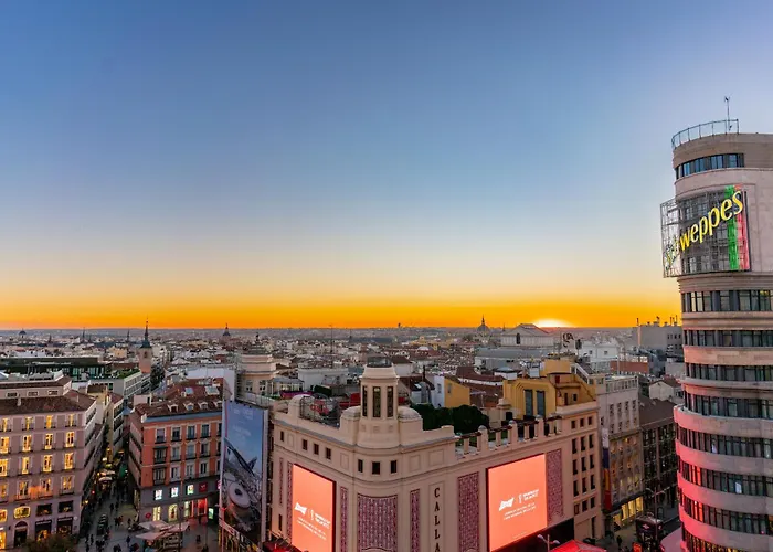 Hostal Gran Via 44