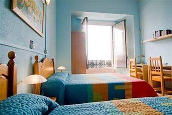Hostel Gran Via 44 Madryt